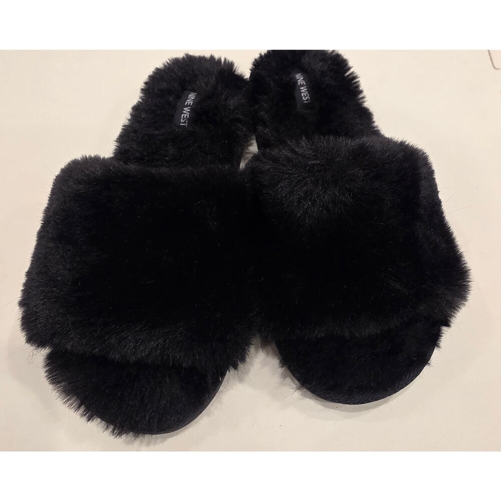 NWOT Nine West black faux fur Cozy Comfort Slippers sz M,‎ 7-8